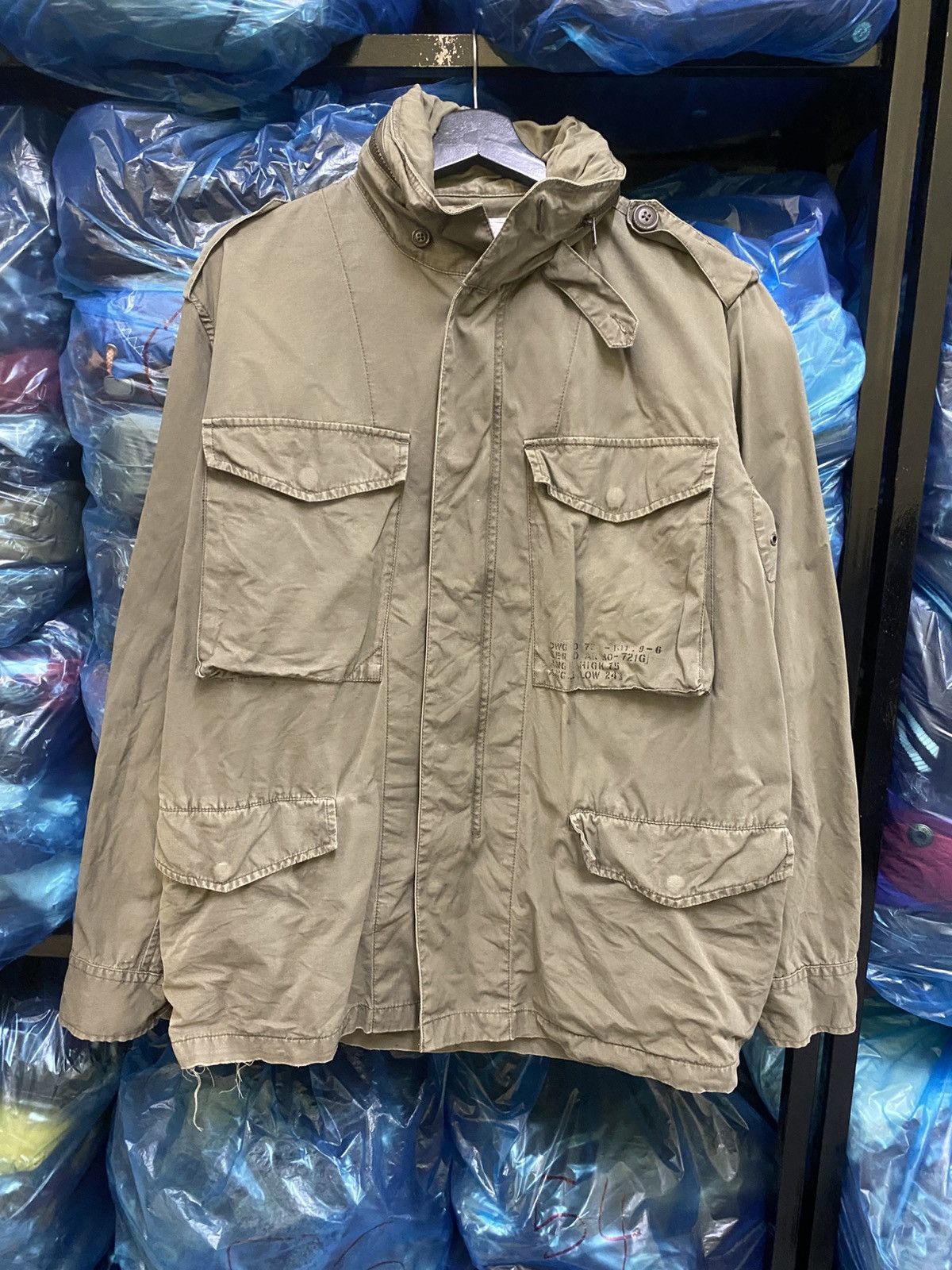 Avirex Vintage Avirex USA Military Field Jacket Olive Green Size US L / EU 52-54 / 3 - 1 Thumbnail