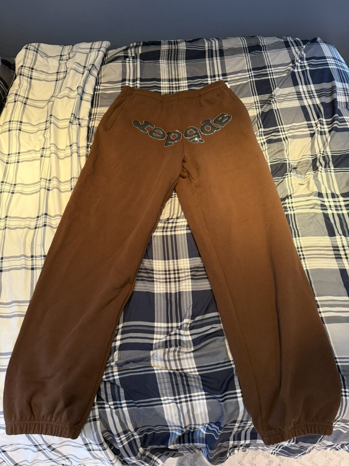 Sp5der Brown Rhinestone Sp5der Sweatpants Size US 32 / EU 48 - 1 Thumbnail