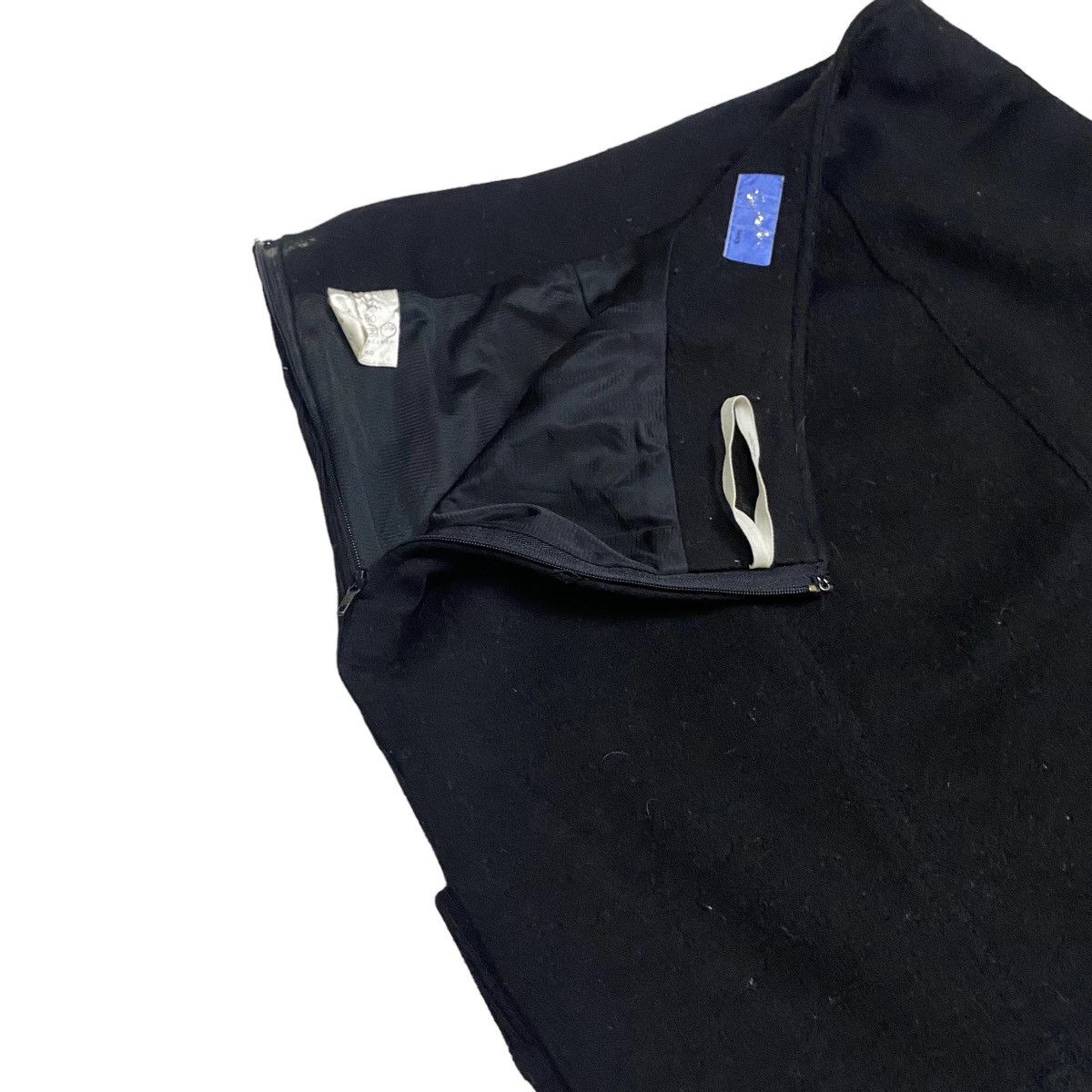 Thierry Mugler Thierry Mugler wool mini skirt Size 26" / US 2 / IT 38 - 3 Thumbnail