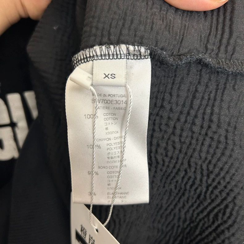 Givenchy Givenchy Black Big Hole Hoodie XS Size Size US XS / EU 42 / 0 - 3 Thumbnail