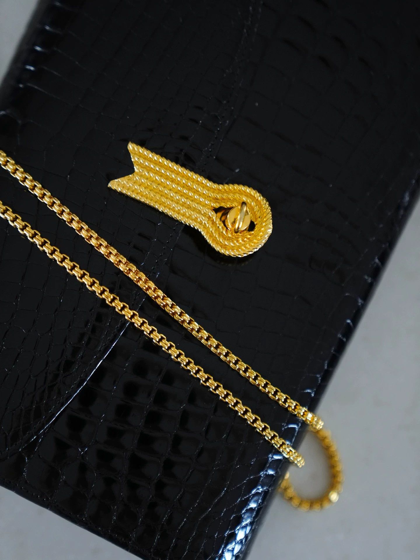 Other Morabito Vintage Gold & Black Croc 2way Handbag Size ONE SIZE - 5 Thumbnail