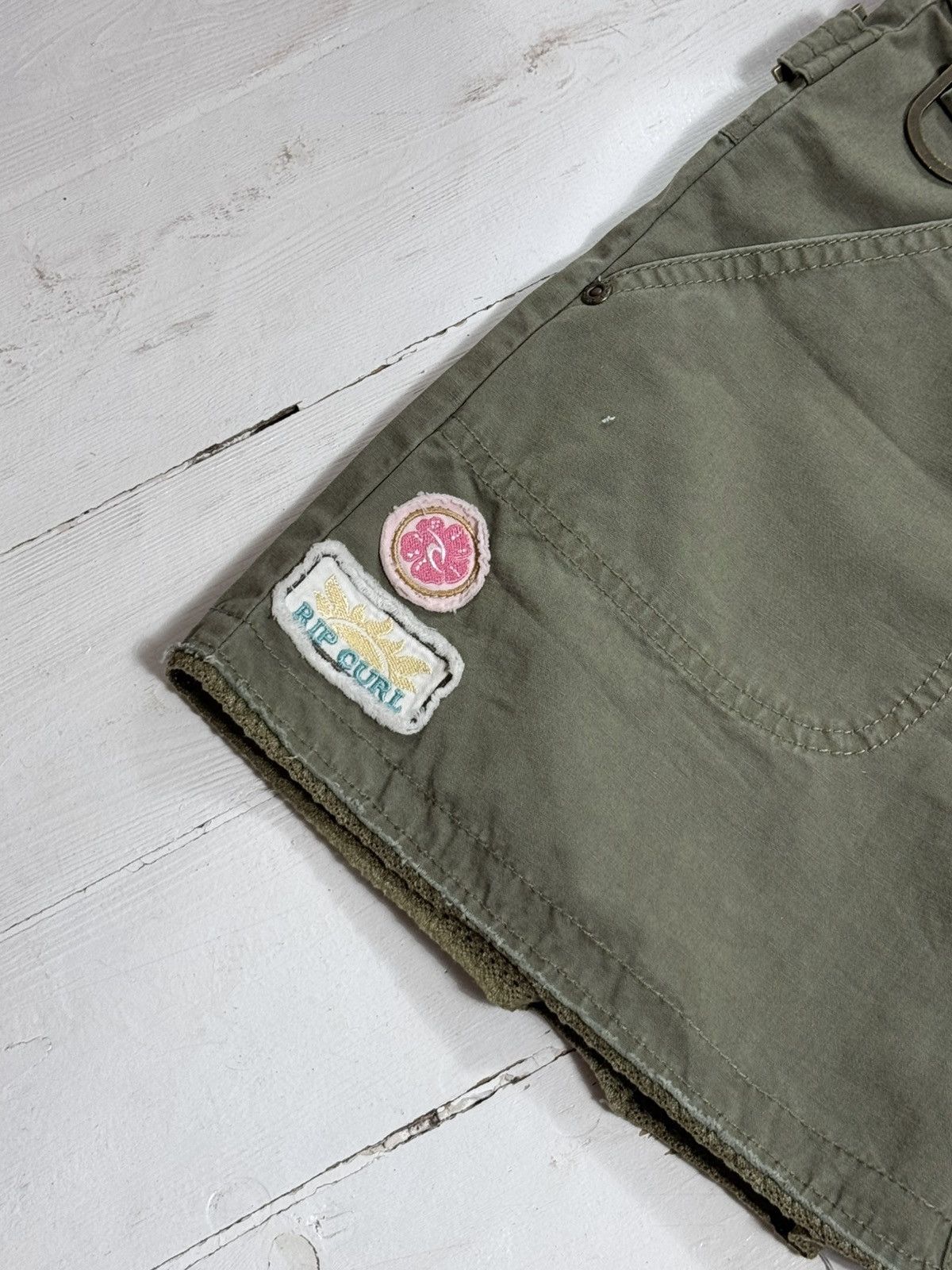 Rip Curl VINTAGE RIP CURL 2000s KHAKI MINI SKIRT Size 27" / US 4 / IT 40 - 2 Thumbnail