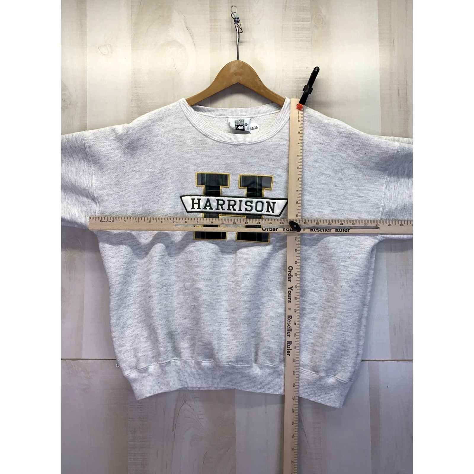 Lee VINTAGE Lee Heavy Weight Cotton Wens Sweatshirt USA Made-XL 8606 Gray 1990s Mens Womens Adults Boys Girls Shirt Hoodie Sweatshirt N/A Size XL / US 12-14 / IT 48-50 - 2 Thumbnail