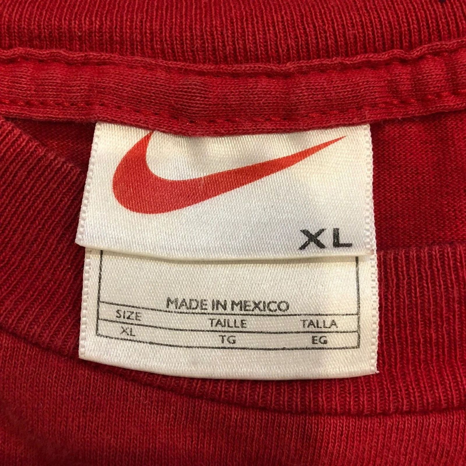 Nike × Vintage Vintage 90s Nike Center Swoosh Thrashed Tee Size US XL / EU 56 / 4 - 5 Thumbnail