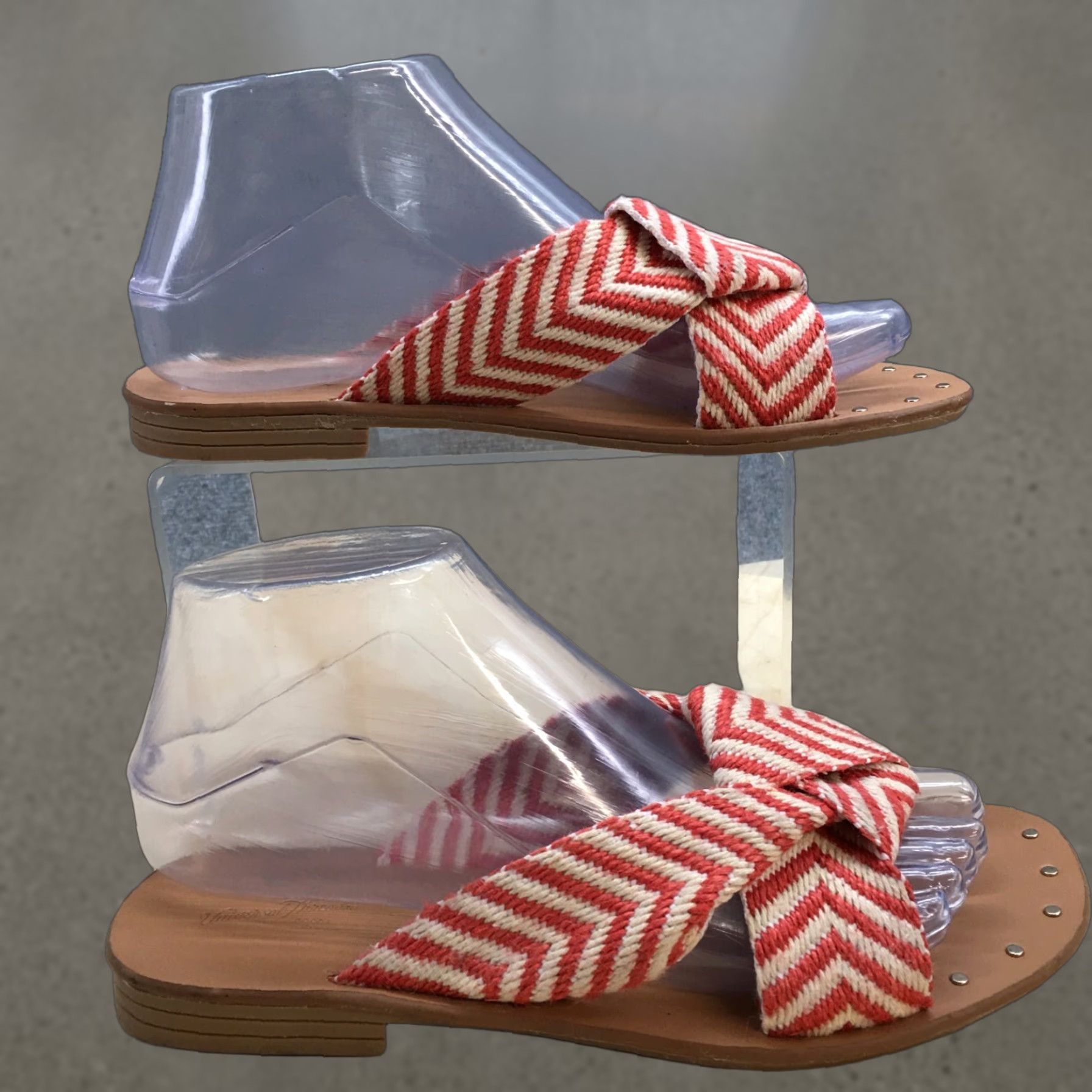 Vintage Universal Thread Sandals Womens 6.5 Chevron Print Knot Slide Flats Red Size US 7 / IT 37 - 1 Thumbnail