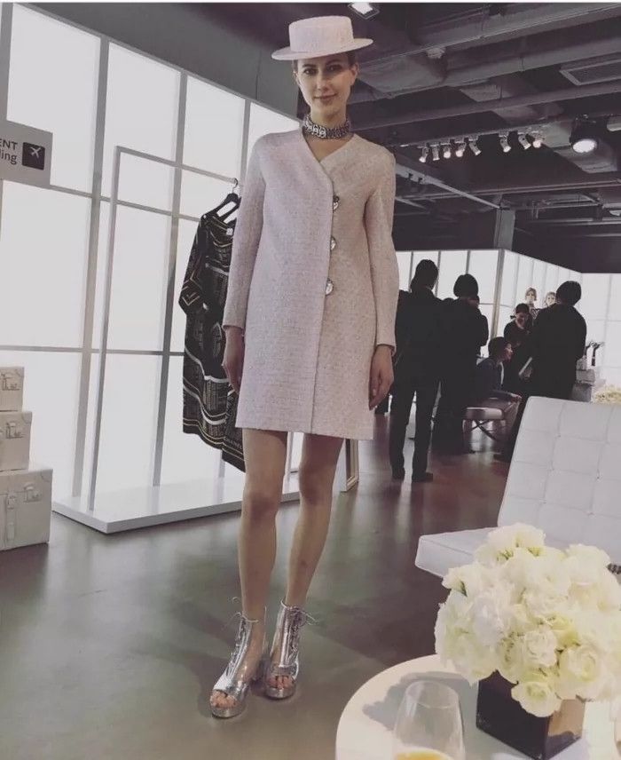 Chanel Pink Chanel Coat Size 36 Like New- DMC Size US S / EU 44-46 / 1 - 1 Thumbnail