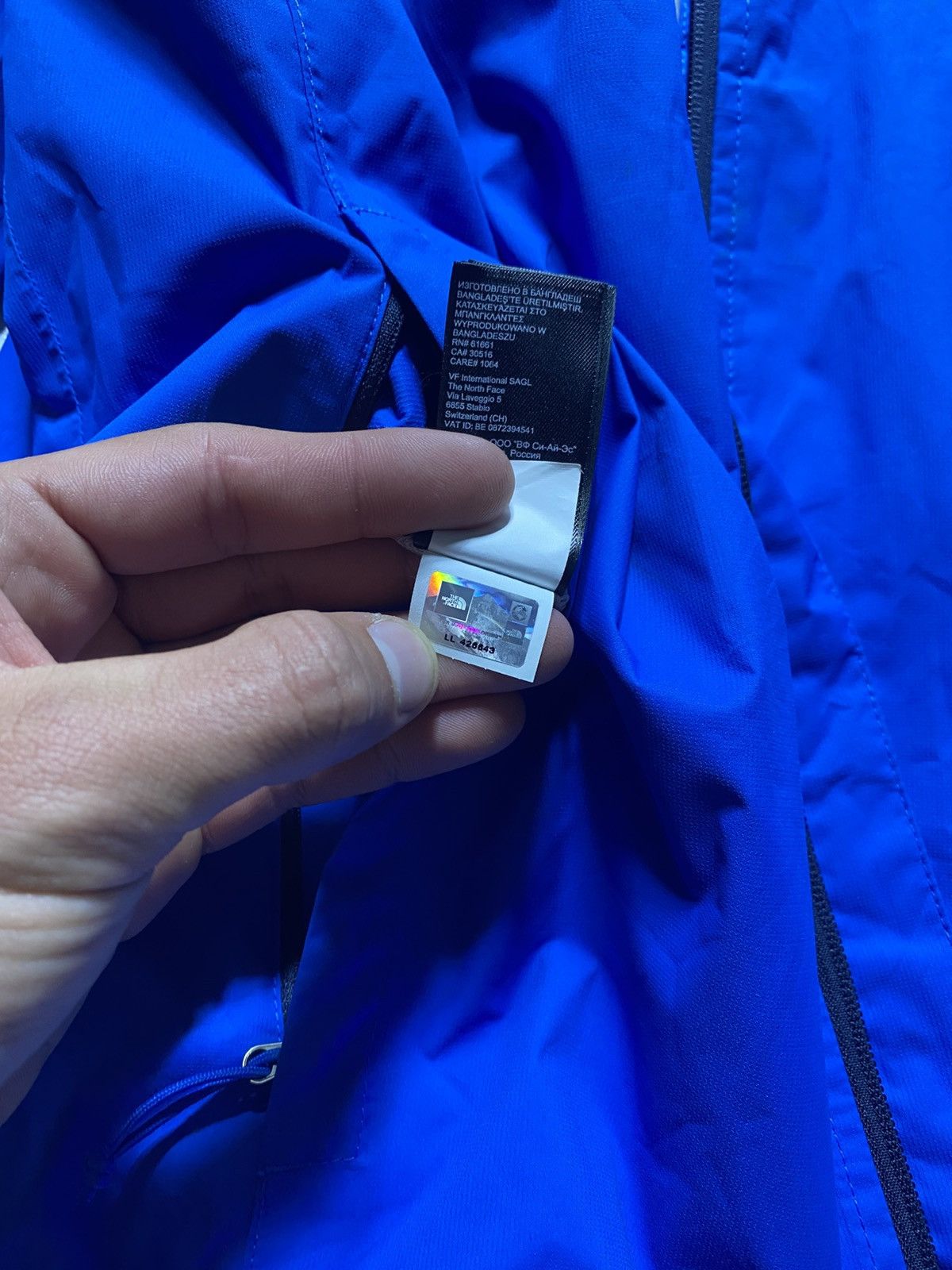 The North Face The North Face HyVent 2.5L Waterproof Rain Jacket Blue Size US L / EU 52-54 / 3 - 11 Thumbnail
