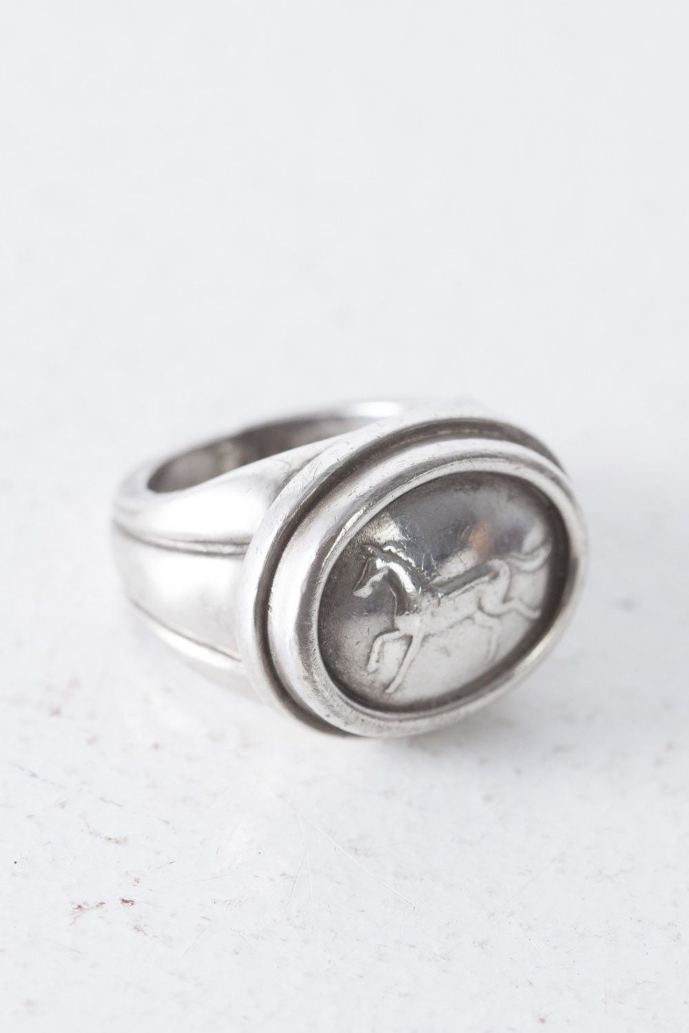 Kieselstein-Cord Kieselstein Cord horse signet ring US 7.5 Size ONE SIZE - 1 Thumbnail