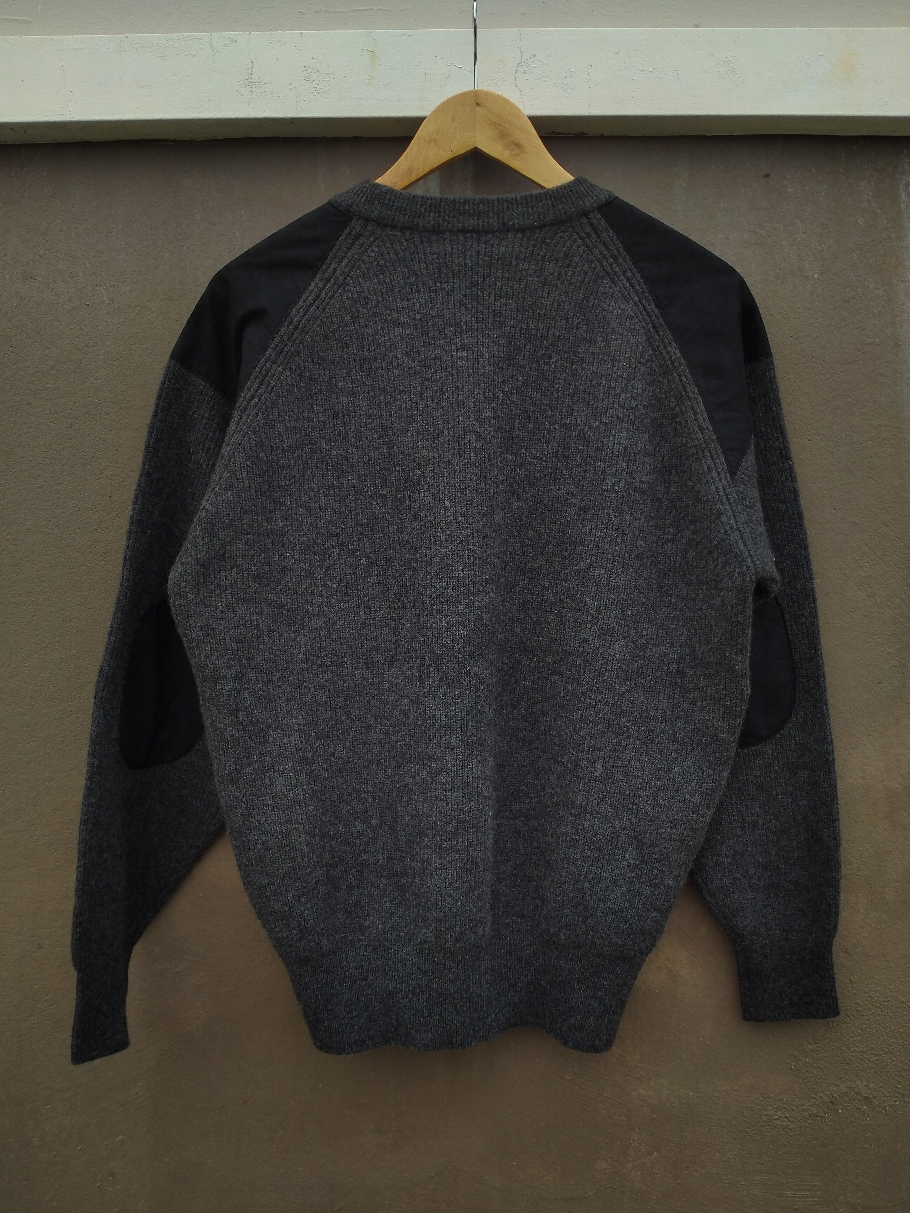 Burberry × Vintage Vintage Burberrys Lambswool Sweater Size US M / EU 48-50 / 2 - 3 Thumbnail