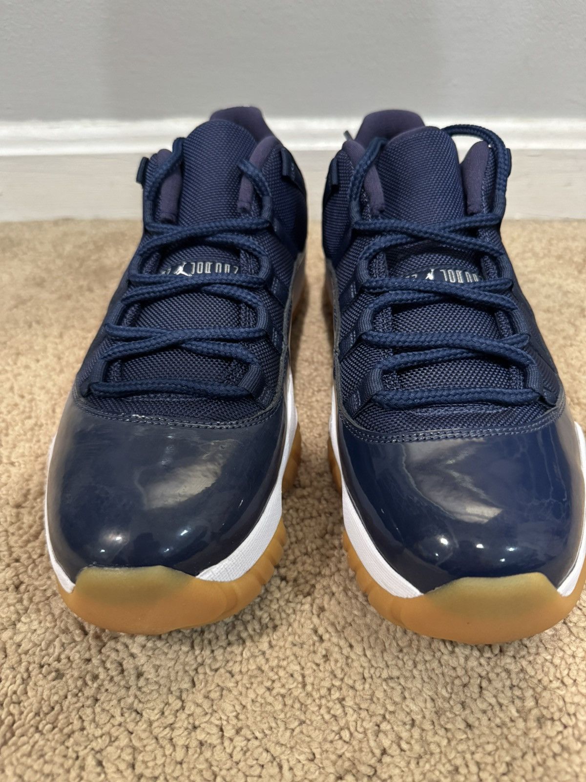 Jordan Brand Jordan 11 Low Navy Gum 2016 Size US 10 / EU 43 - 4 Thumbnail