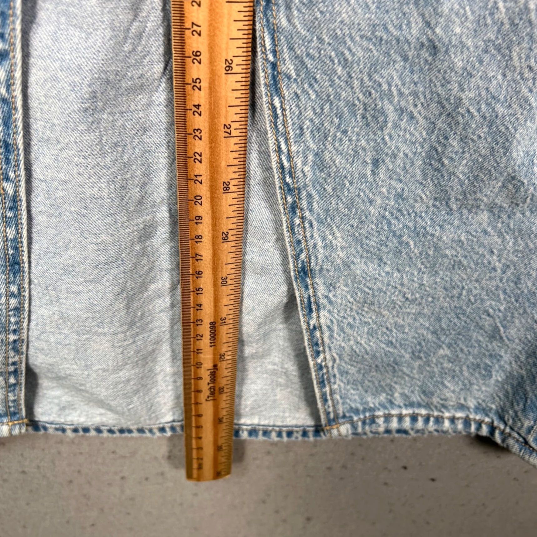 American Eagle Outfitters VINTAGE American Eagle Womens 8 Light Wash Denim Midi Skirt Straight Fit Blue Womens Size 30" / US 8 / IT 44 - 6 Thumbnail