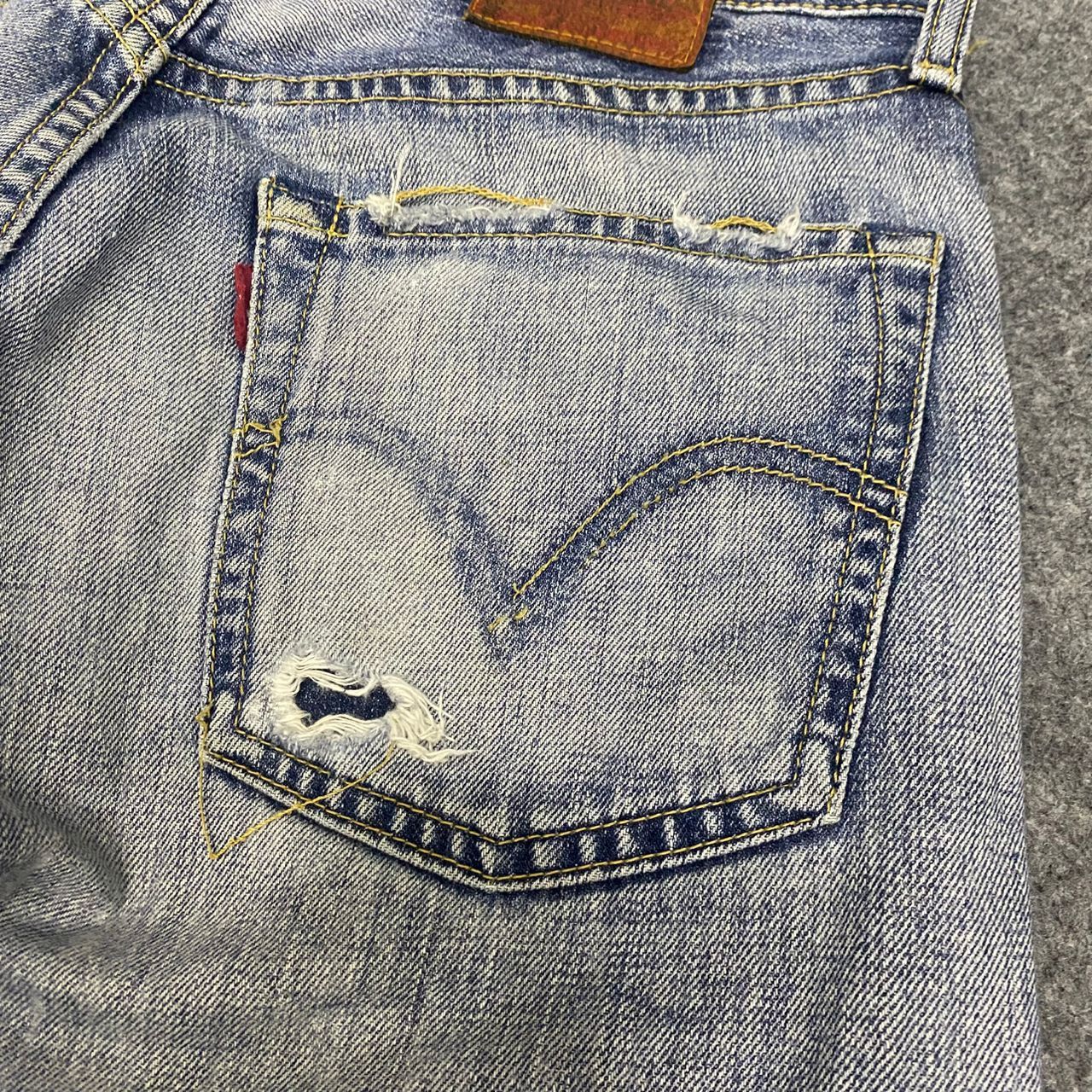 Levi's Vintage 90s Levis Distressed Denim Kurt Cobain Style Size US 30 / EU 46 - 12 Thumbnail