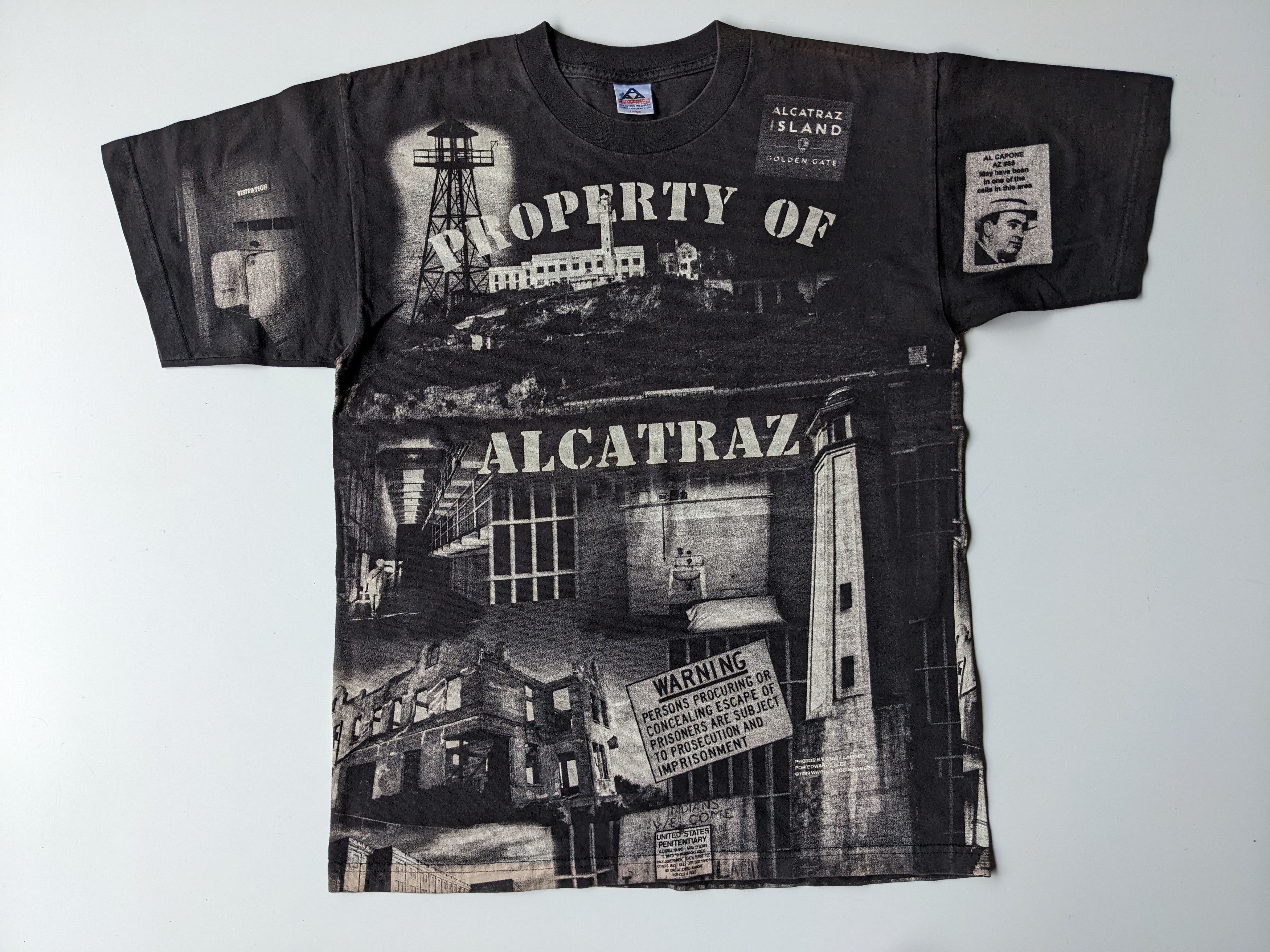 Vintage Vintage 1999 Wayne Robin Samuel AOP alcatraz Size US L / EU 52-54 / 3 - 1 Thumbnail