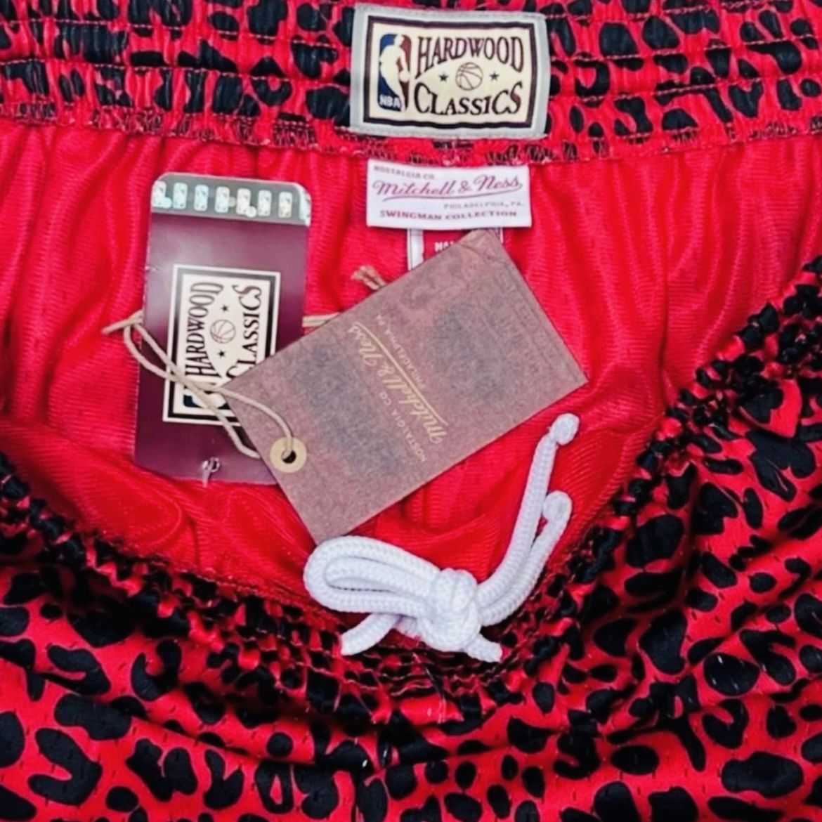 Mitchell & Ness Chicago BULLS x Mitchell & Ness Basketball Shorts XXL Size US 40 / EU 56 - 3 Thumbnail