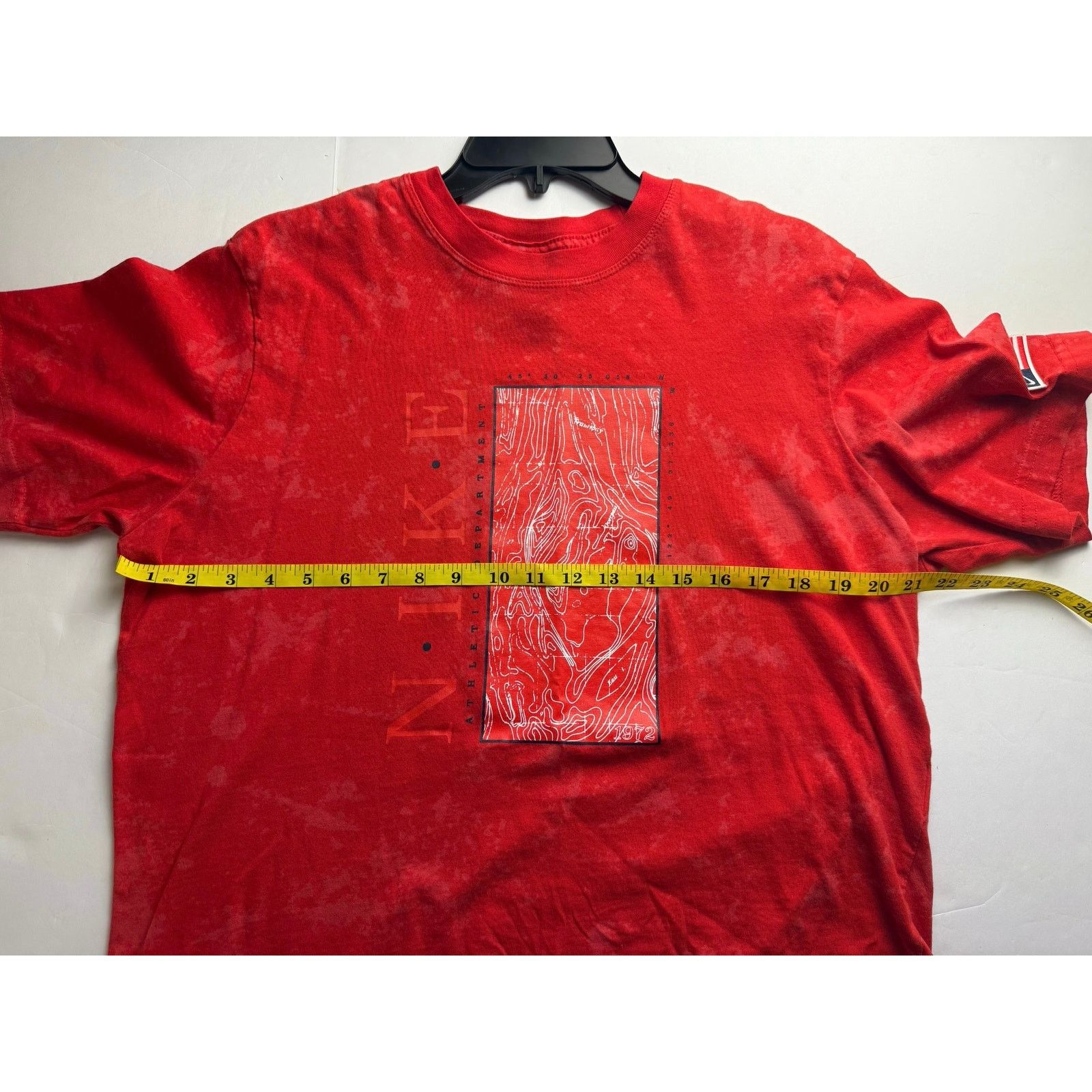 Nike Nike Red Cropped T-Shirt - Size M - Great Condition! Size M / US 6-8 / IT 42-44 - 4 Thumbnail