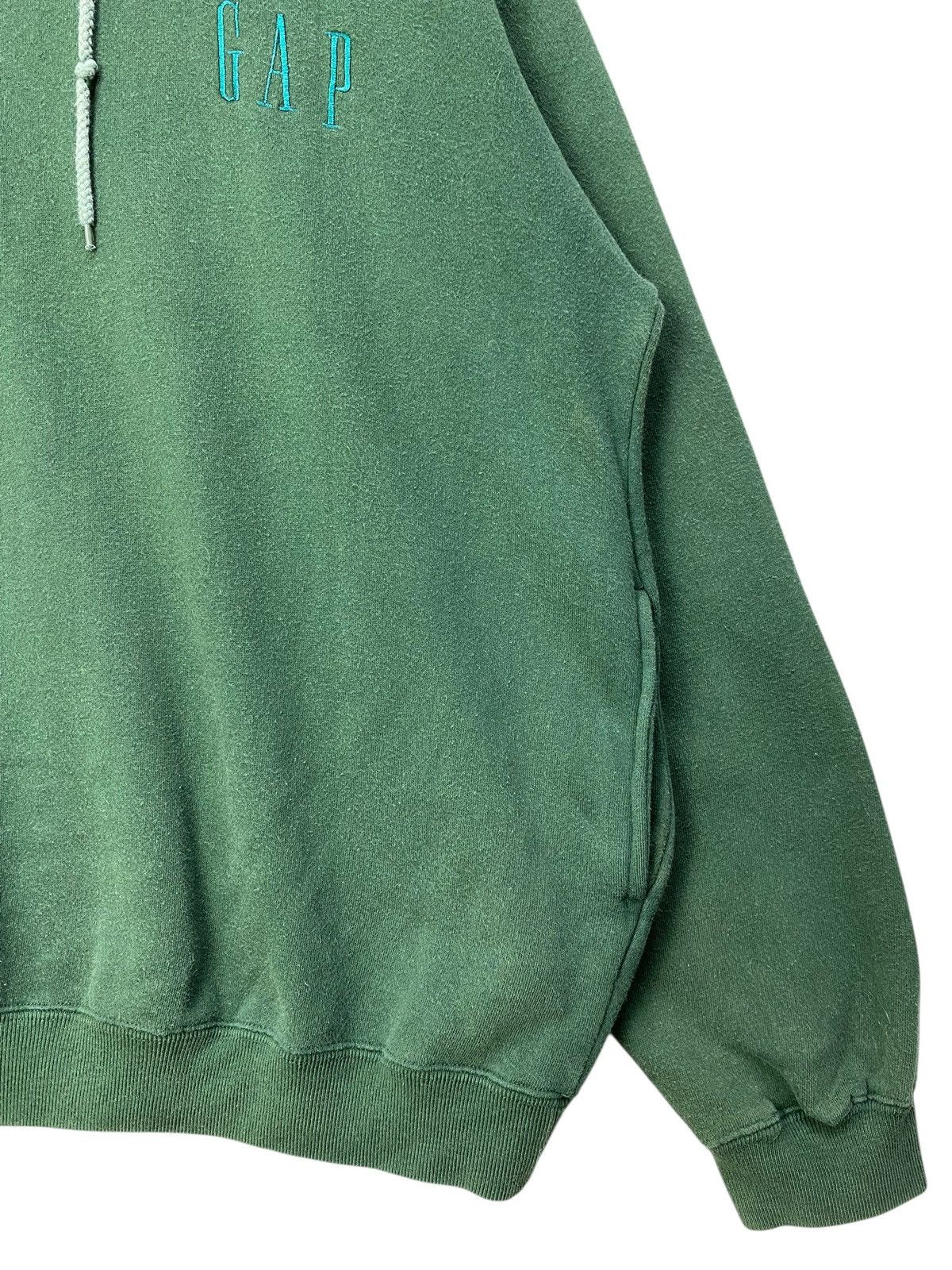 Gap Vntage Gap Hoodie Embroidery Sun Faded Pullover Size Medium Size US M / EU 48-50 / 2 - 3 Thumbnail