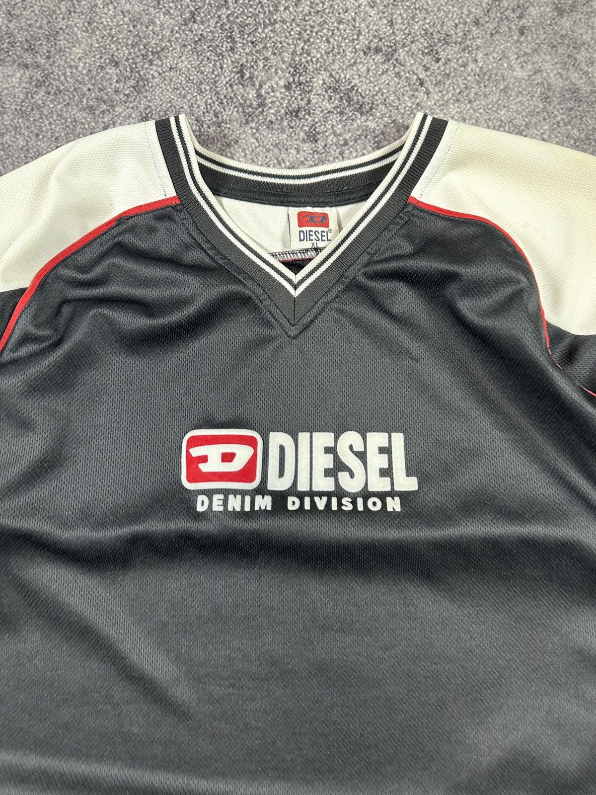Diesel Y2K Vintage Diesel Big Logo Streetwear Avant Garde Rare VTg Size US XL / EU 56 / 4 - 2 Thumbnail