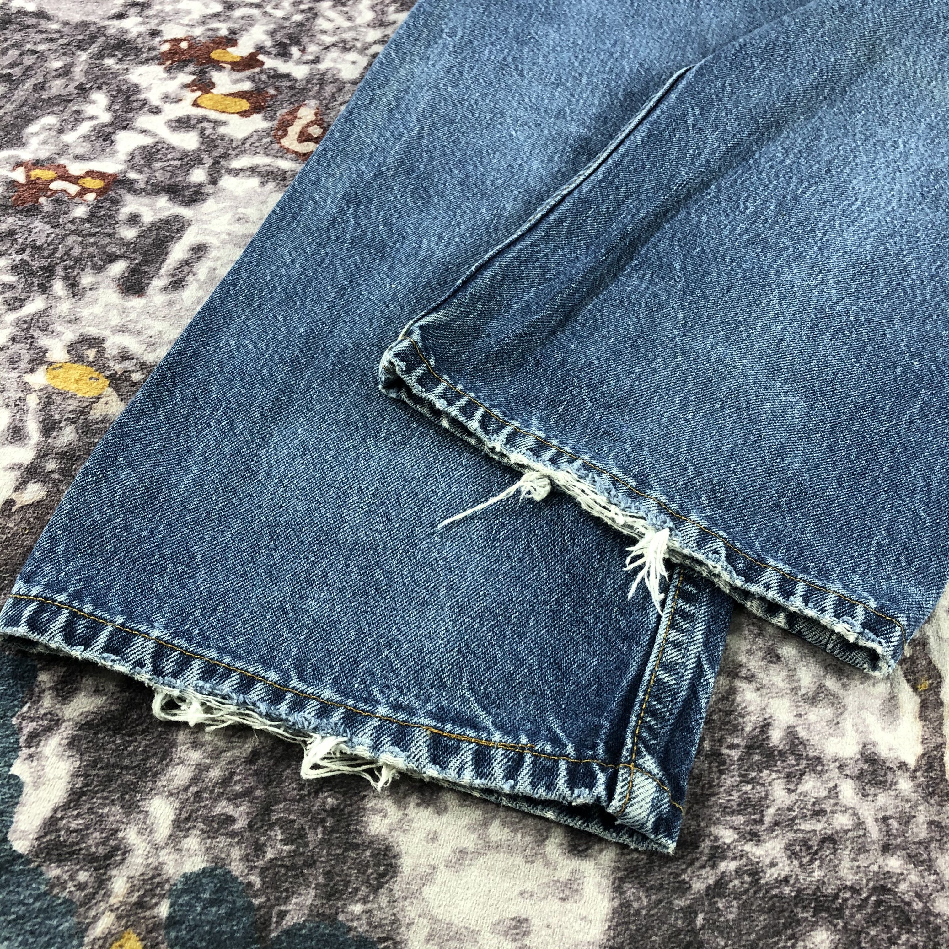 Levi's 90s Vintage Blue Wash Levis 501 Jeans-JM2747 Size US 36 / EU 52 - 4 Thumbnail
