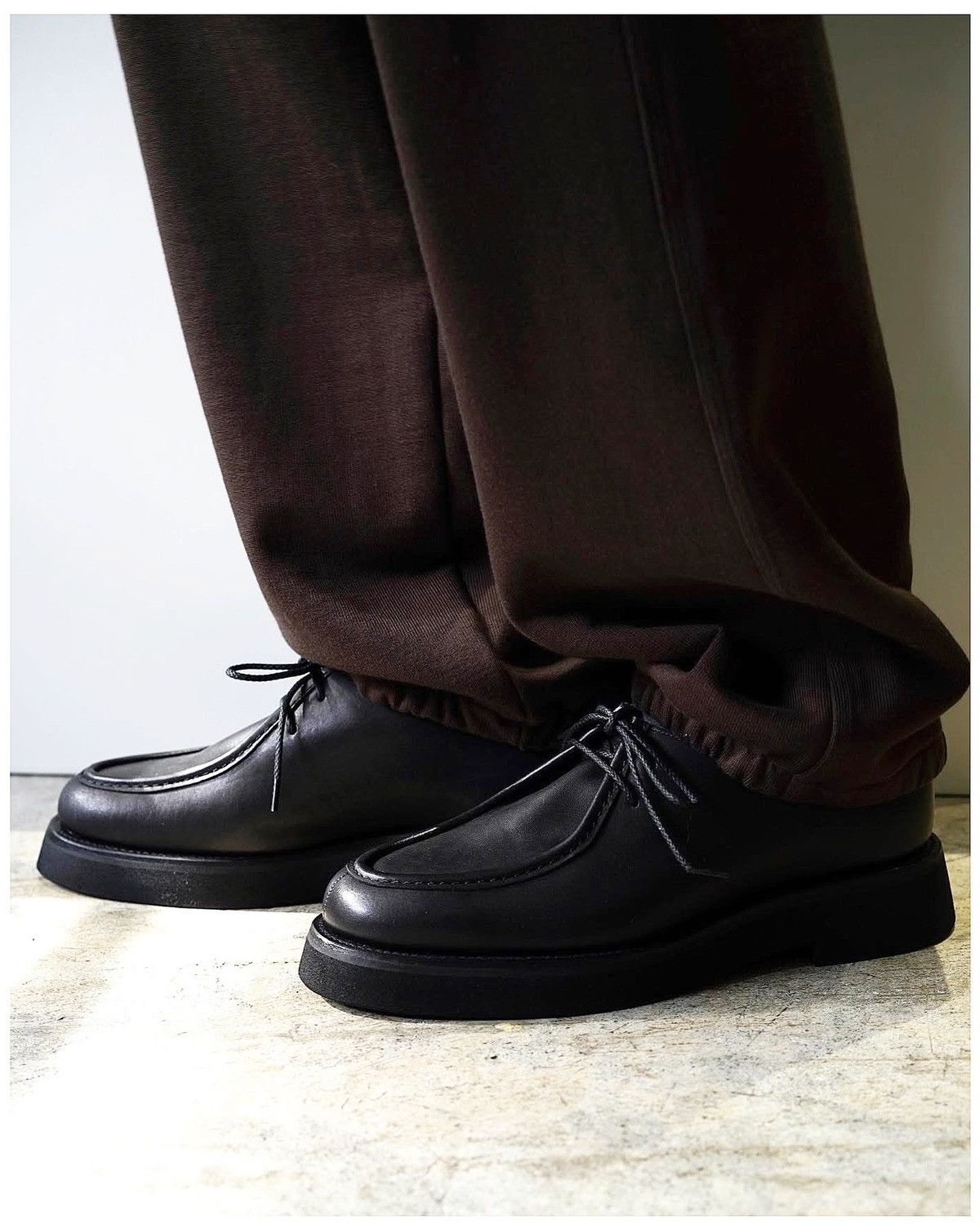 Japanese Brand 2000S TANDY BLACK LEATHER MOC TOE DERBY Size US 8 / EU 41 - 4 Thumbnail