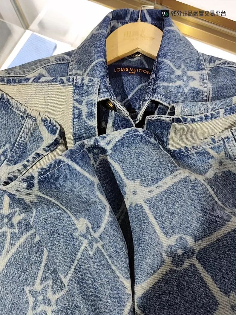 Louis Vuitton Louis Vuitton SS24 Logo Printed Lapel Single Breasted Deni Size US XS / EU 42 / 0 - 5 Thumbnail