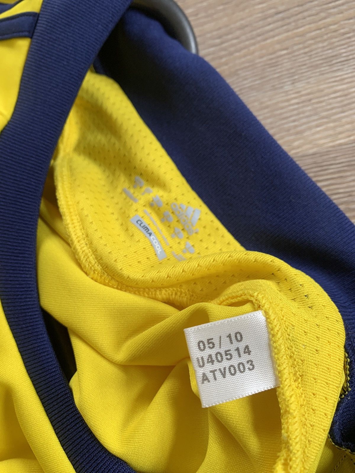 Adidas × Vintage Vintage Adidas Scotland Football Team Shirt 2011-2012 Size US M / EU 48-50 / 2 - 7 Thumbnail