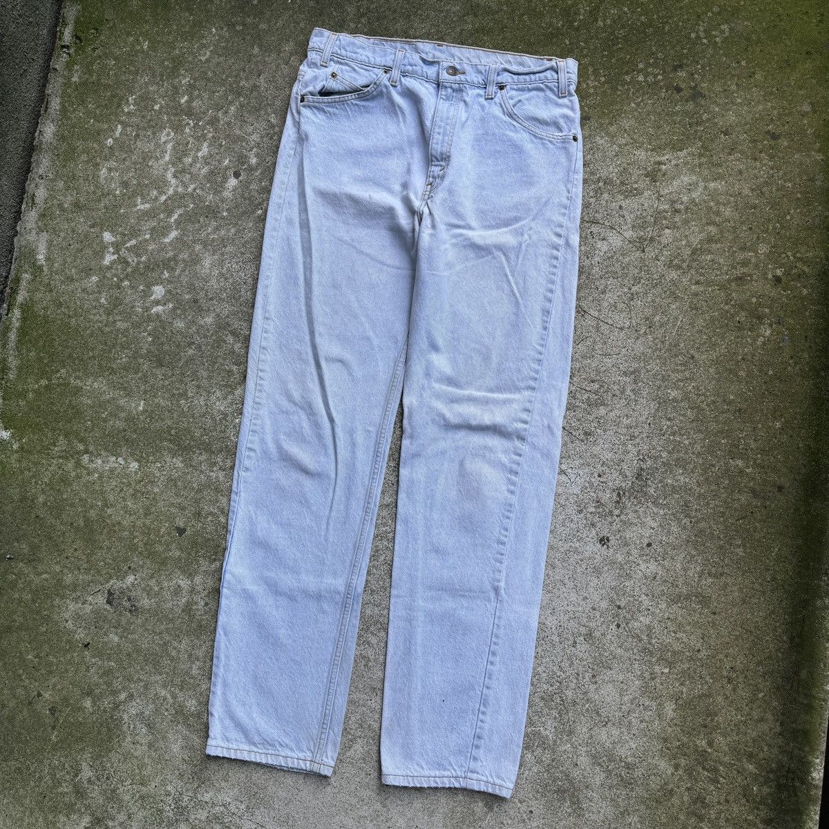 Levi's VINTAGE 90s LEVI'S 505 ORANGE TAB THRASHED LIGHT DENIM JEANS Size US 34 / EU 50 - 3 Thumbnail