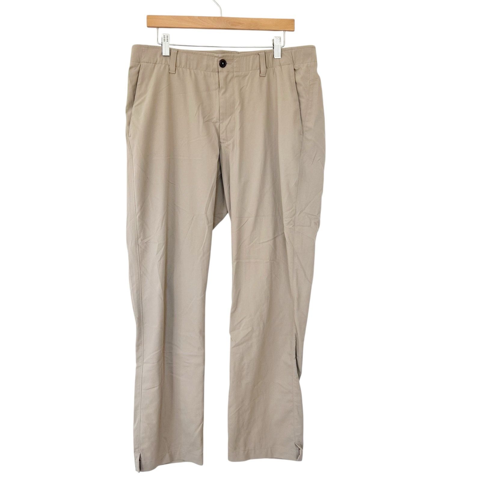 Under Armour Under Armour Tan Flat Front Chino Golf Pants Sz 36x30 Size US 36 / EU 52 - 1 Thumbnail