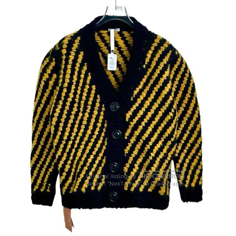 Miu Miu Miu Miu Yellow Wool Sweater for Women . Size M / US 6-8 / IT 42-44 - 1 Thumbnail
