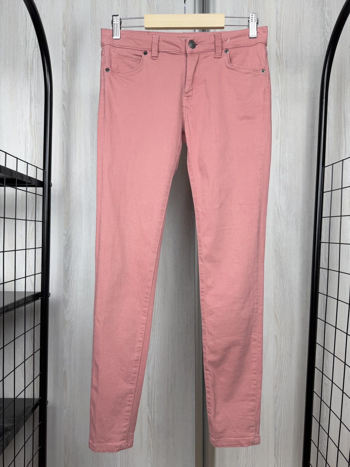 Burberry Burberry Brit Pink Skinny Low-Rise stretched jeans pants Size 28" / US 6 / IT 42 - 2 Thumbnail