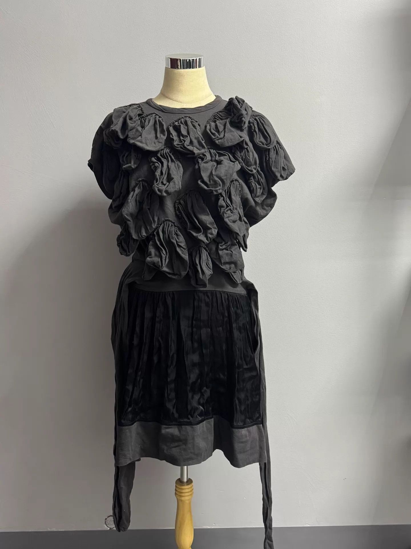mercibeaucoup mercibeaucoup Utsugi 2007SS Runway DR Fruit Dress S1 Size S / US 4 / IT 40 - 1 Thumbnail