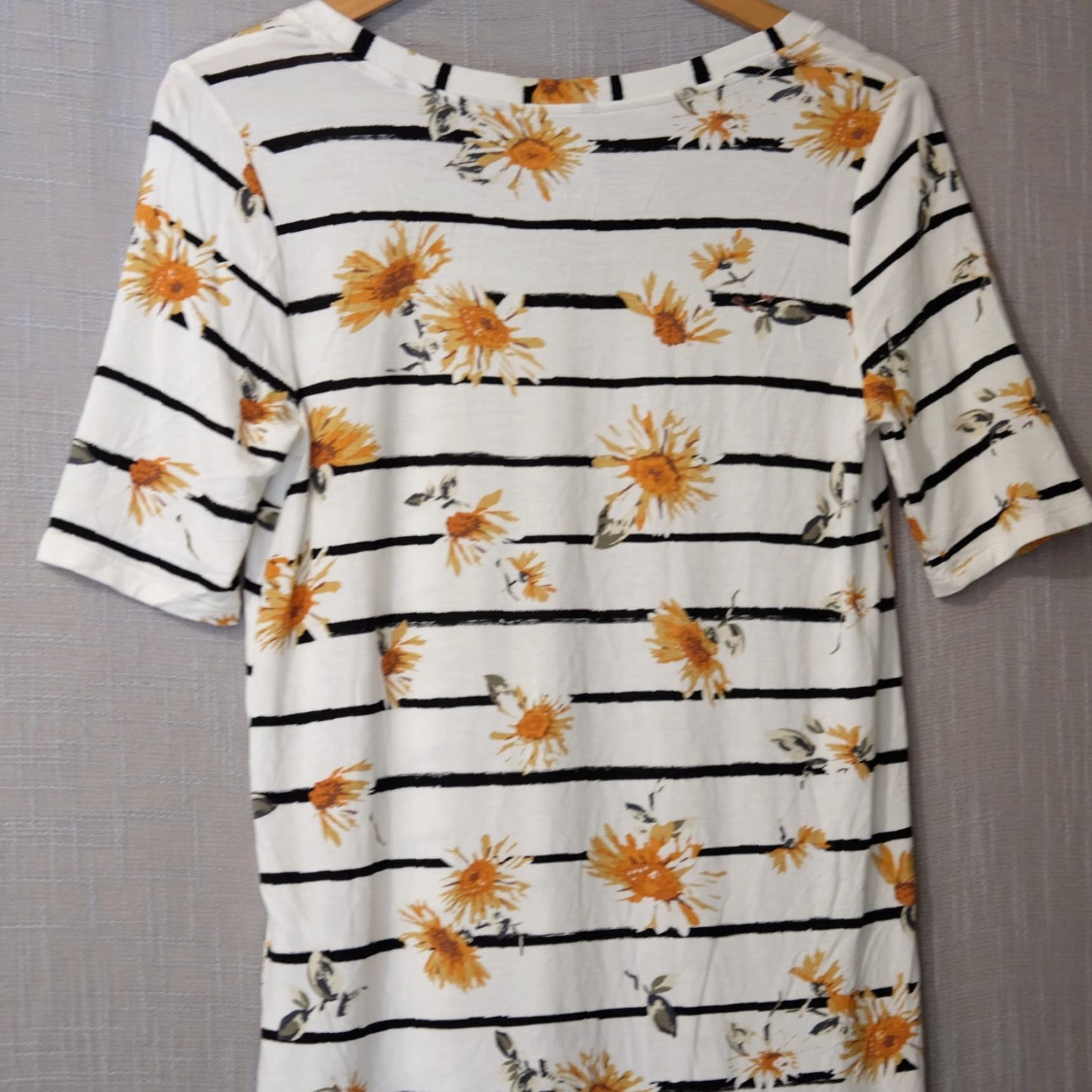 Vintage VINTAGE Nwot! 24/7 MAURICES Floral Tunic Top Super Soft Lightweight Womens S #H99-55 Size S / US 4 / IT 40 - 7 Thumbnail