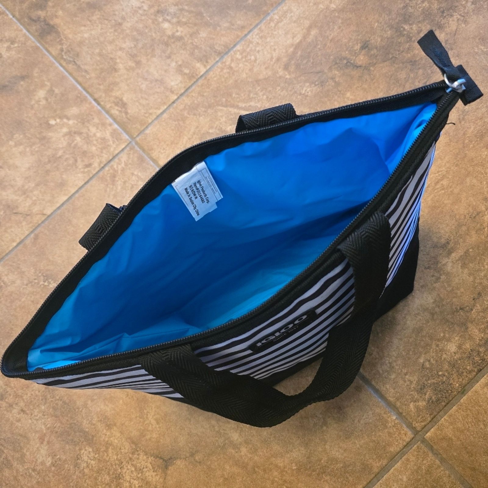 Other Black White | IGLOO | 9-Can Essential Cooler Tote Size ONE SIZE - 3 Thumbnail