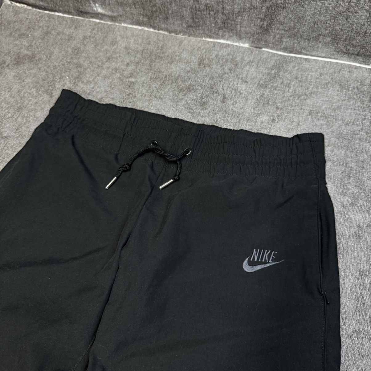 Nike Vintage Nike Nylon Track pants joggers drill y2k Size US 30 / EU 46 - 3 Thumbnail