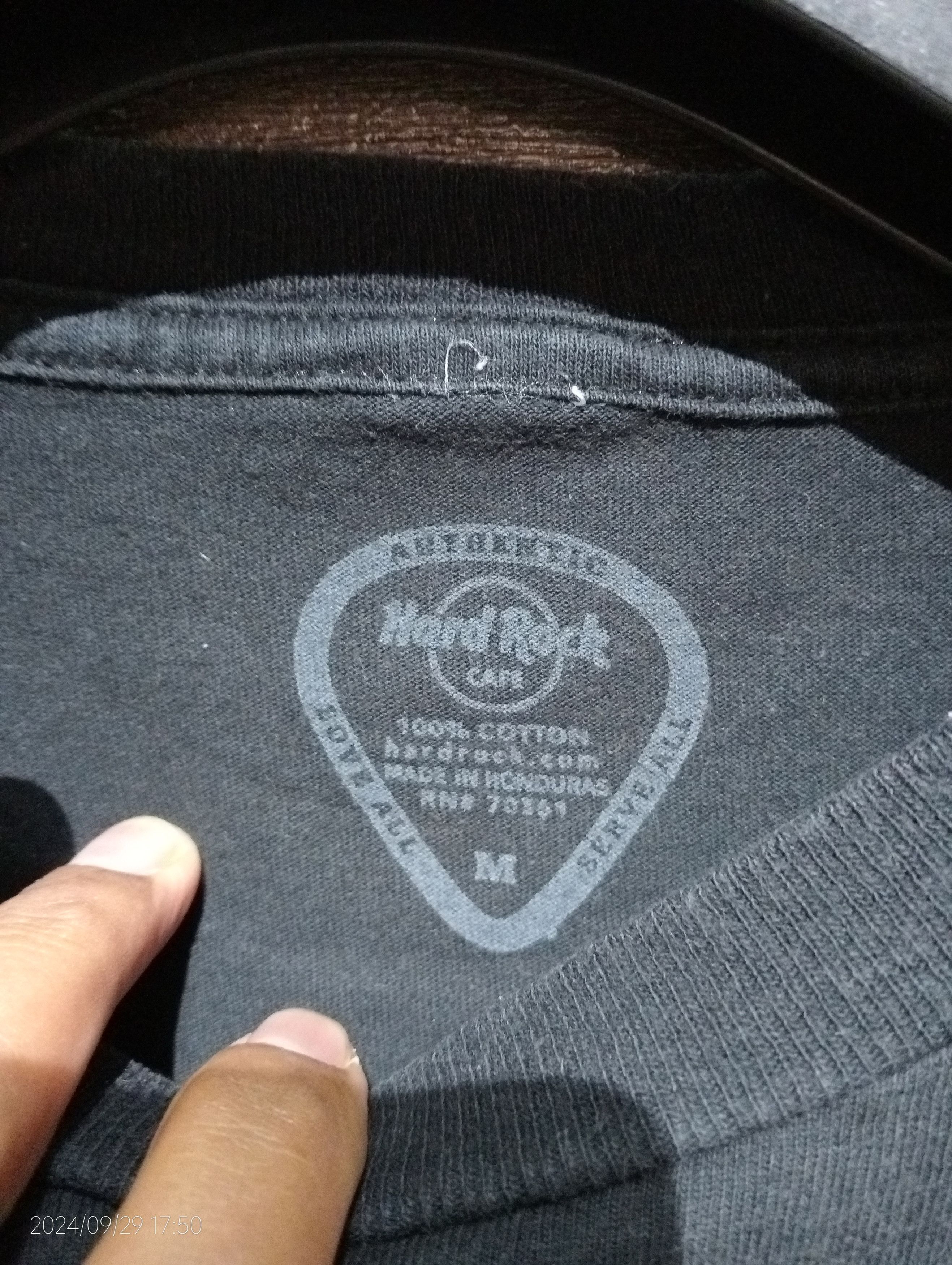 Hard Rock Cafe Hard Rock Cafe Yokohama Lady Luck Tee Very Rare Size US M / EU 48-50 / 2 - 4 Thumbnail
