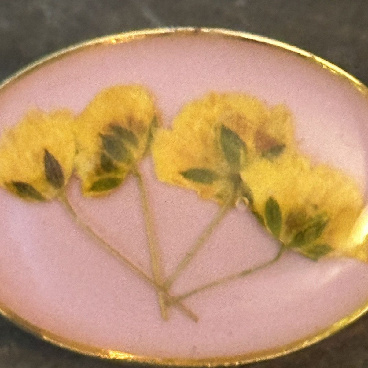 Other Gold tone dried flowers resin hook bangle bracelet Size ONE SIZE - 3 Thumbnail