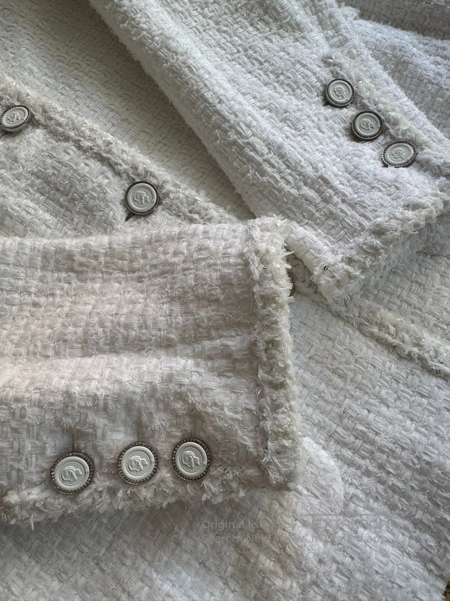 Chanel Chanel White Tweed Double Pocket Jacket. Size US S / EU 44-46 / 1 - 4 Thumbnail