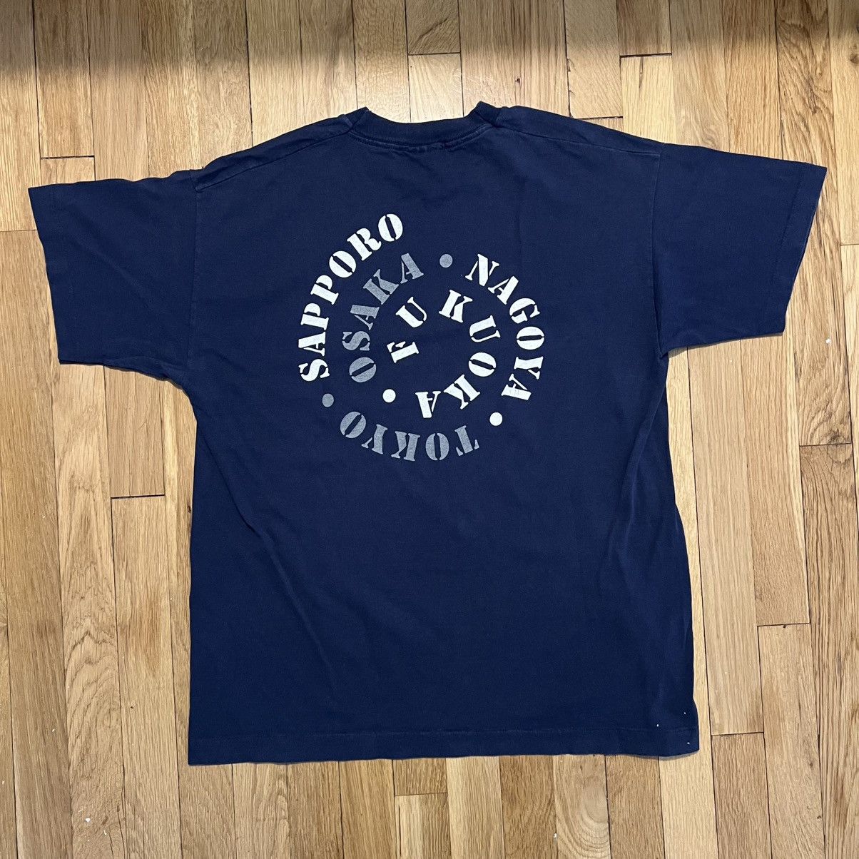 Other Vintage Rod Stewart In The Round Japan T Shirt Navy Large Size US L / EU 52-54 / 3 - 1 Thumbnail
