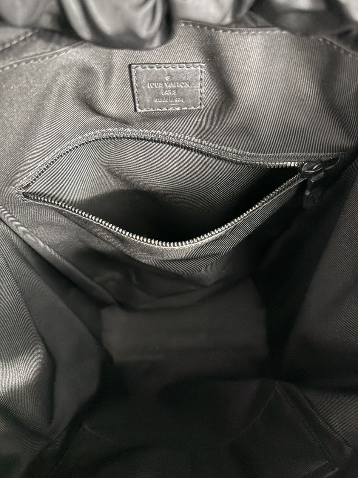 Louis Vuitton Louis Vuitton M43680 Discovery back pack Size ONE SIZE - 14 Thumbnail