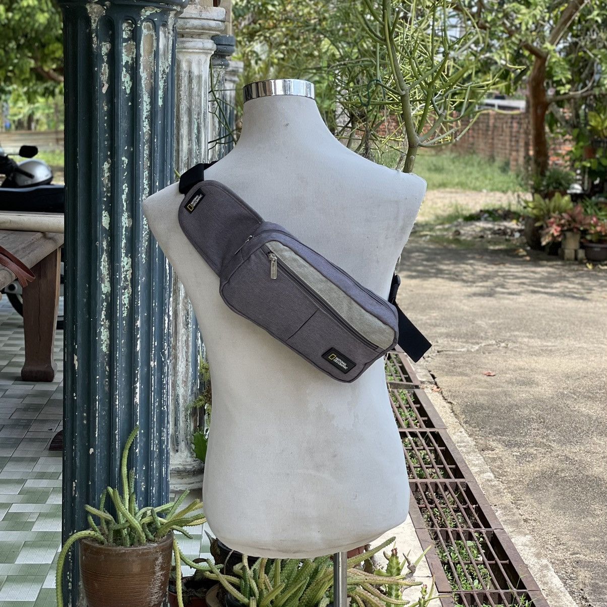 ❗️RARE ❗️National Geographic Waist Bag/Crossbody
