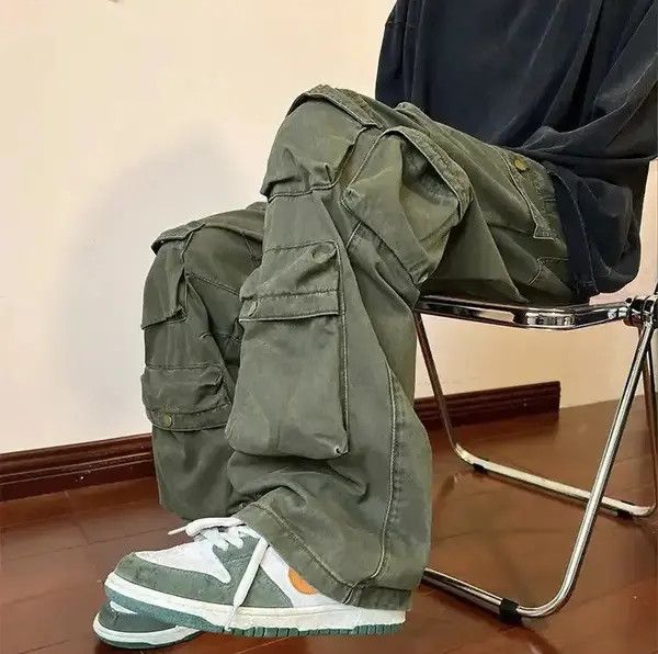 Japanese Brand Multi-pockets Loose Casual Cargo Pants Men Women Size US 32 / EU 48 - 2 Thumbnail