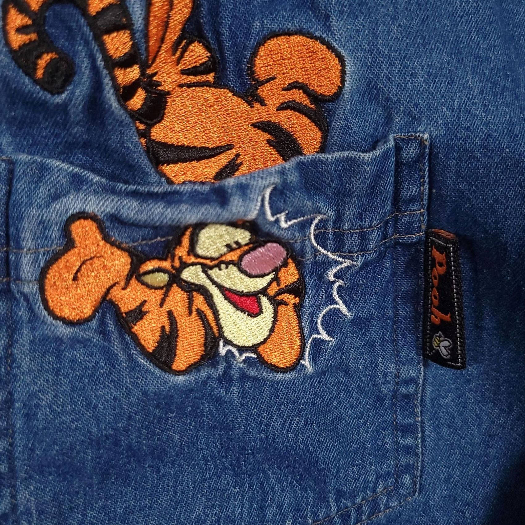 Disney Disney Pooh Woman Denim Shirt Plus Womens 14W/16W Blue Button Front Tigger Embroidered Size XL / US 12-14 / IT 48-50 - 4 Thumbnail
