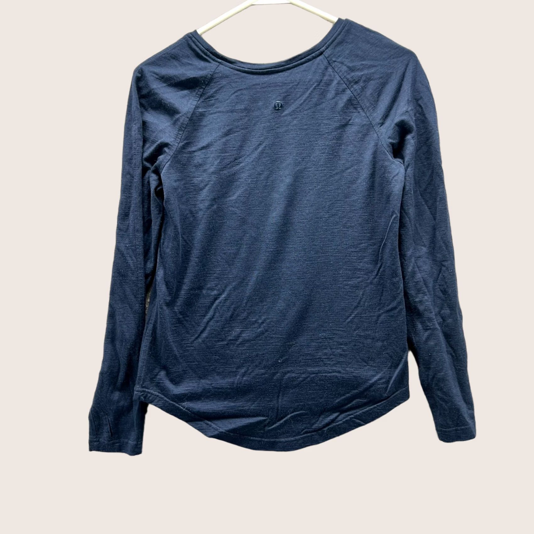 Lululemon Lululemon Shirt Womens 2 Blue Navy Long Sleeve T-Shirt Pullover Crew Neck Athletic Gym Swiftly Tech Run Jog Activewear Front-Runner Style Womens Size XS / US 0-2 / IT 36-38 - 1 Thumbnail