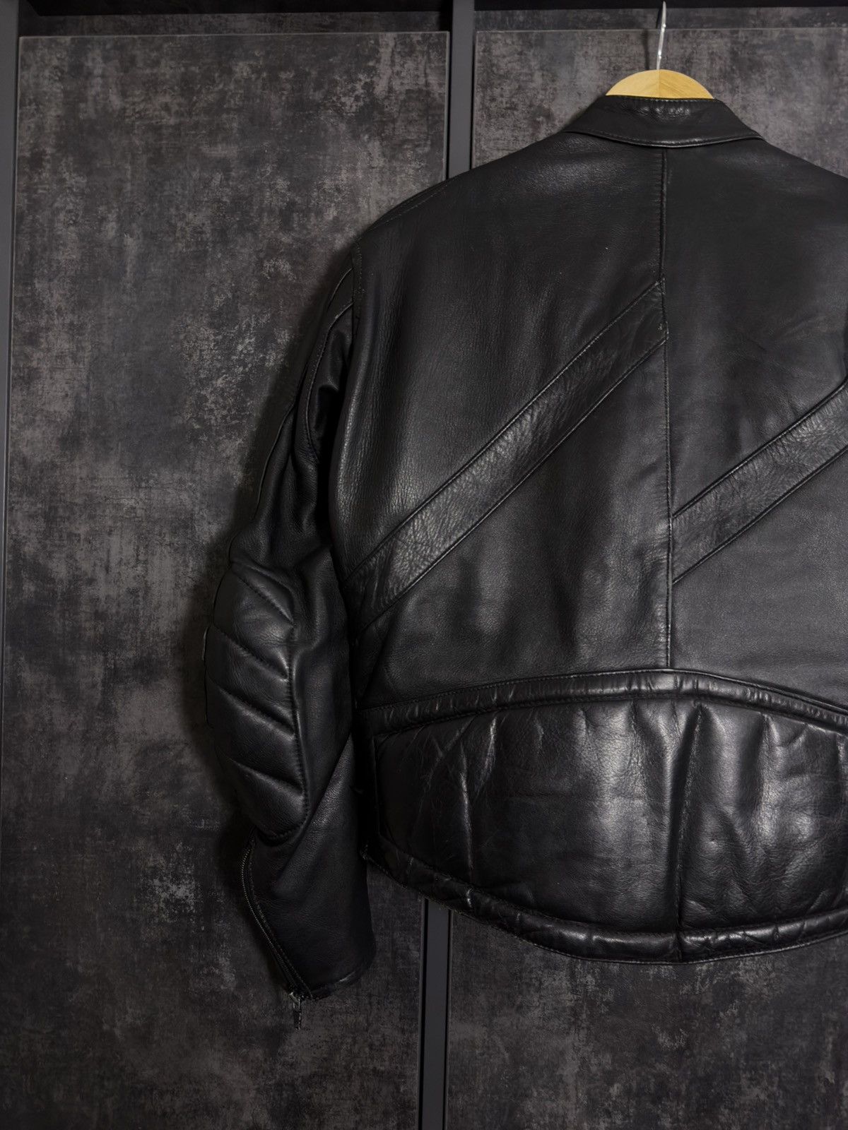 Genuine Leather Vintage Leather Cropped Moto Biker Jacket Avantgarde Opium Size US M / EU 48-50 / 2 - 11 Thumbnail