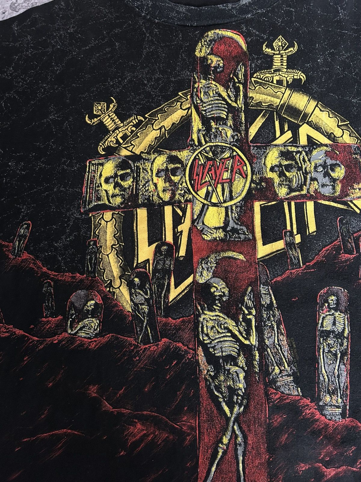 Band Tees Vintage 1991 Slayer Seasons in the Abyss All Over Print tee Size US L / EU 52-54 / 3 - 4 Thumbnail