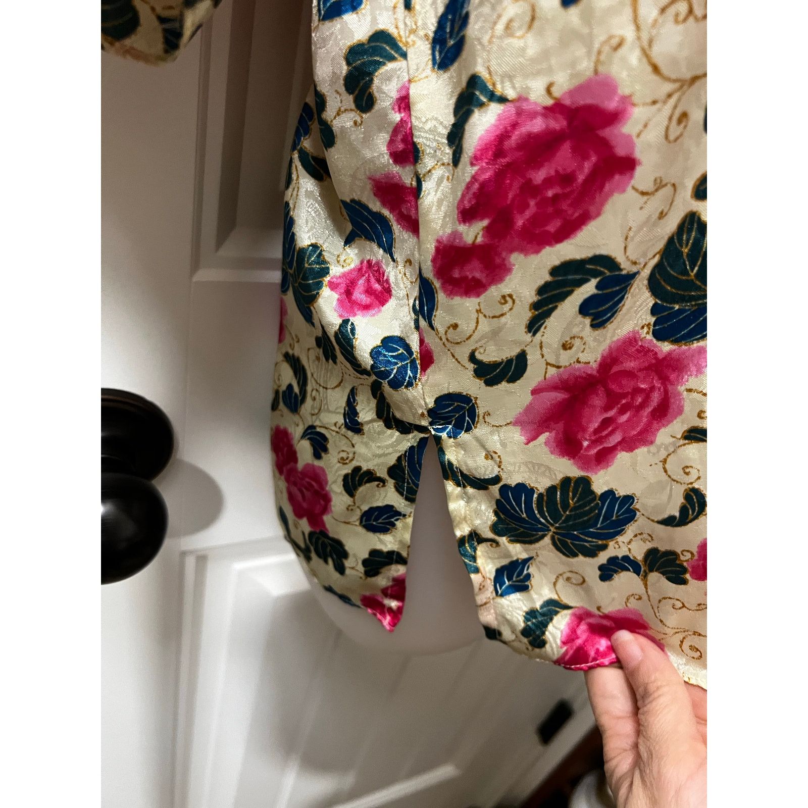 Victoria's Secret Gold Label vintage Satin Floral Pajama Top night shirt M Size M / US 6-8 / IT 42-44 - 6 Thumbnail