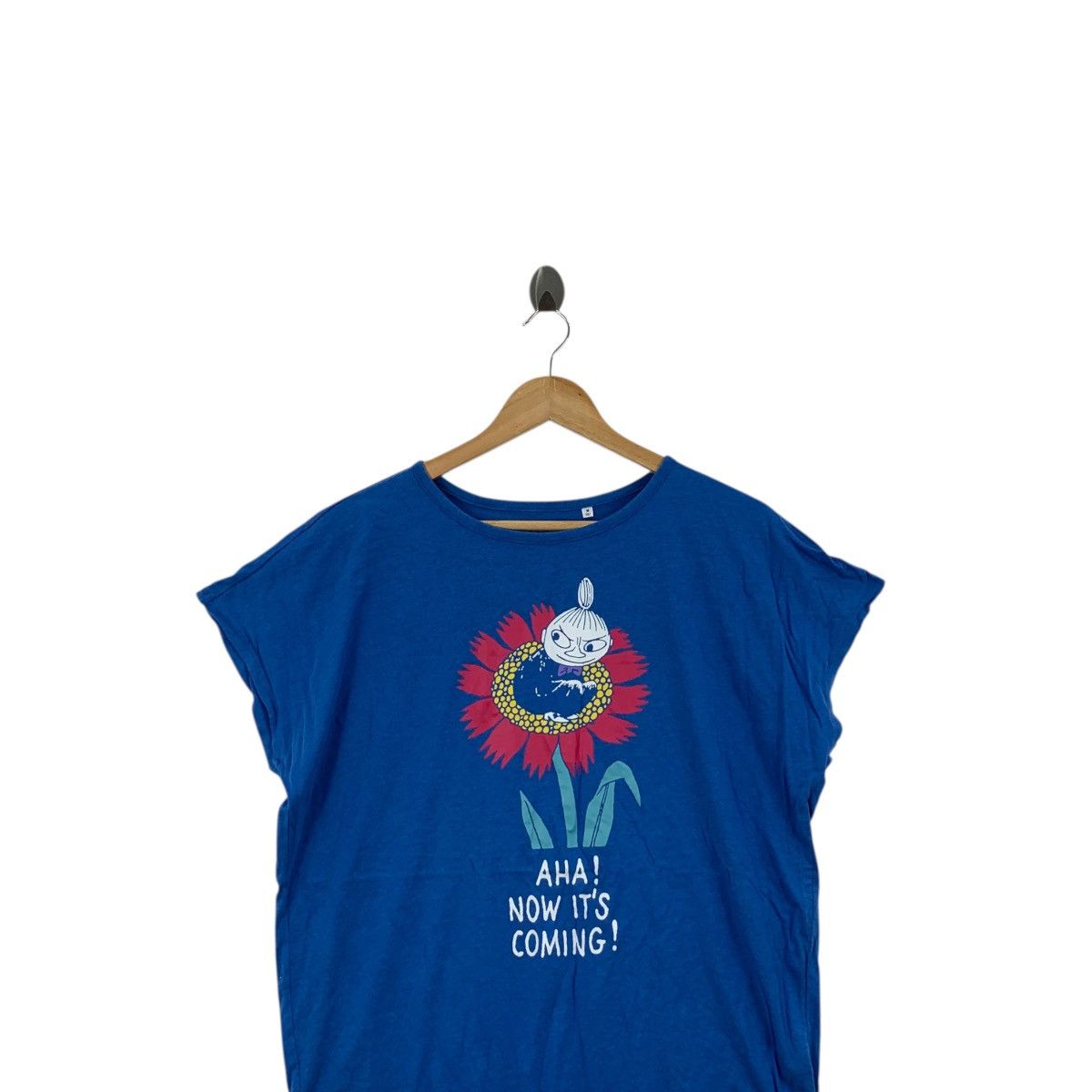 Uniqlo UNIQLO x MOOMIN SNUFKIN Little My Its Coming Tee Shirt Anime Size M / US 6-8 / IT 42-44 - 2 Thumbnail