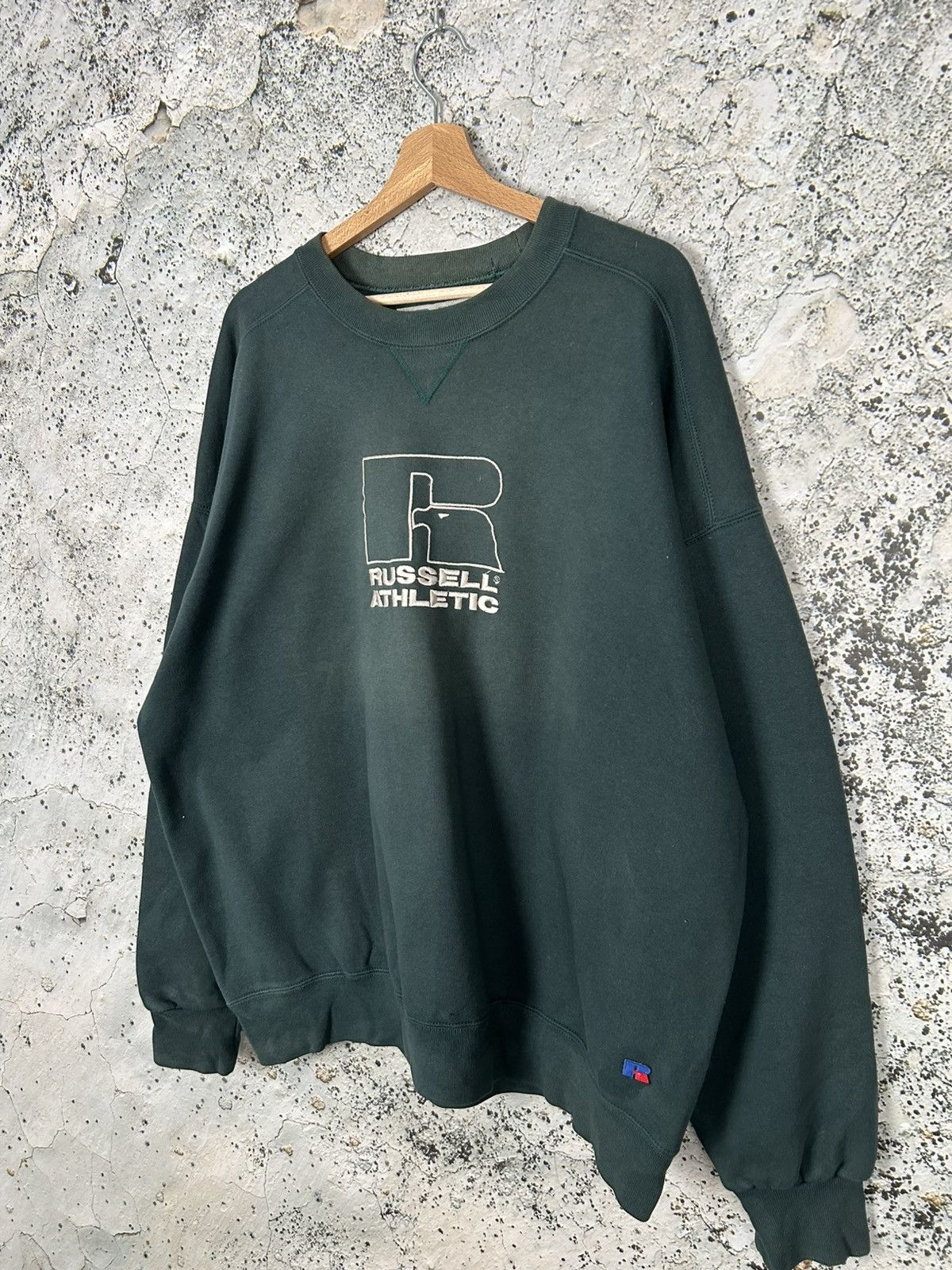 Russell Athletic Vintage Russell Athletic 90s Crewneck Streetwear Hype Size US XXL / EU 58 / 5 - 2 Thumbnail