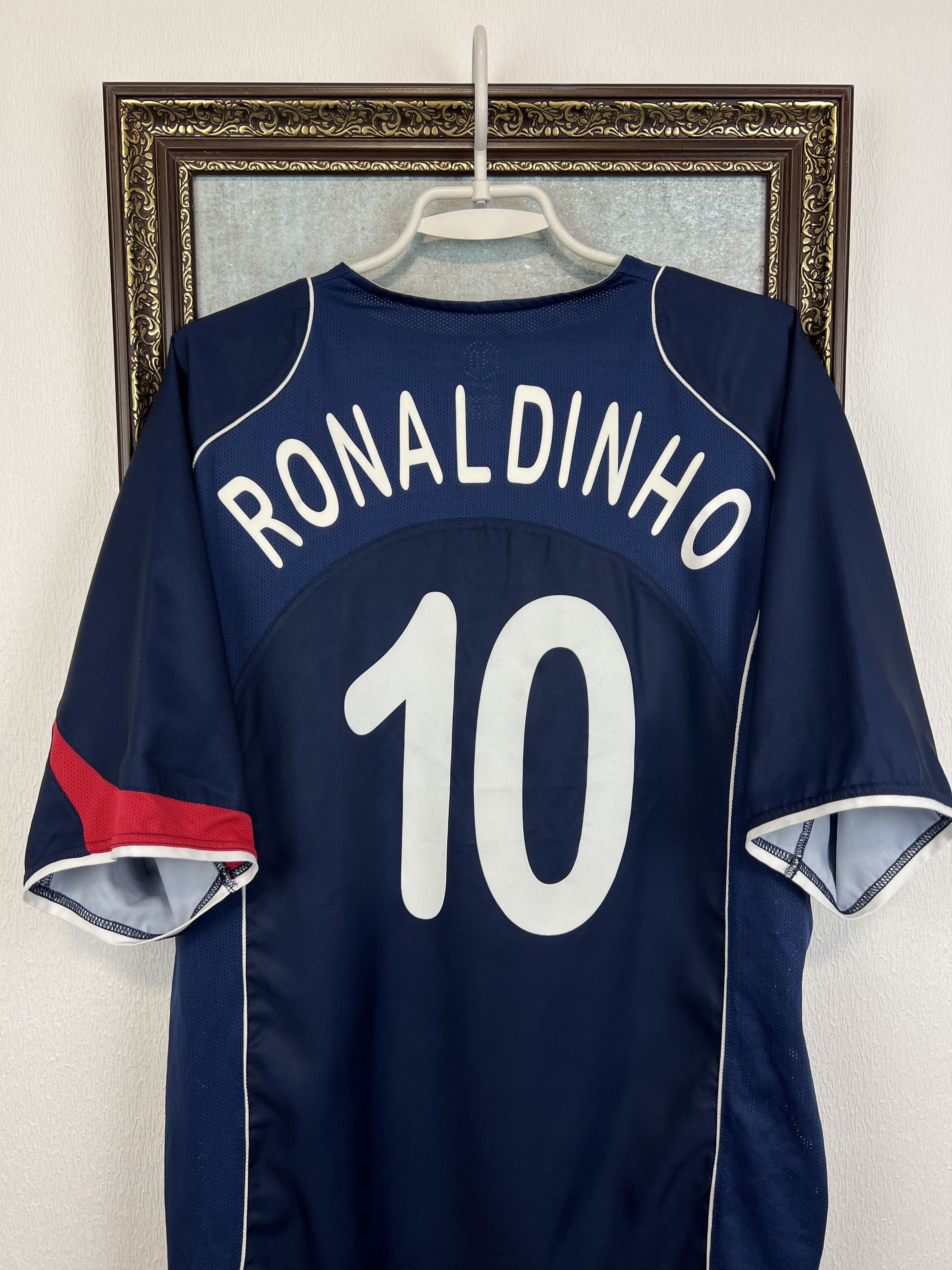 Nike Paris Saint-Germain PSG football shirt #10 Ronaldinho Jersey Size US XL / EU 56 / 4 - 8 Thumbnail