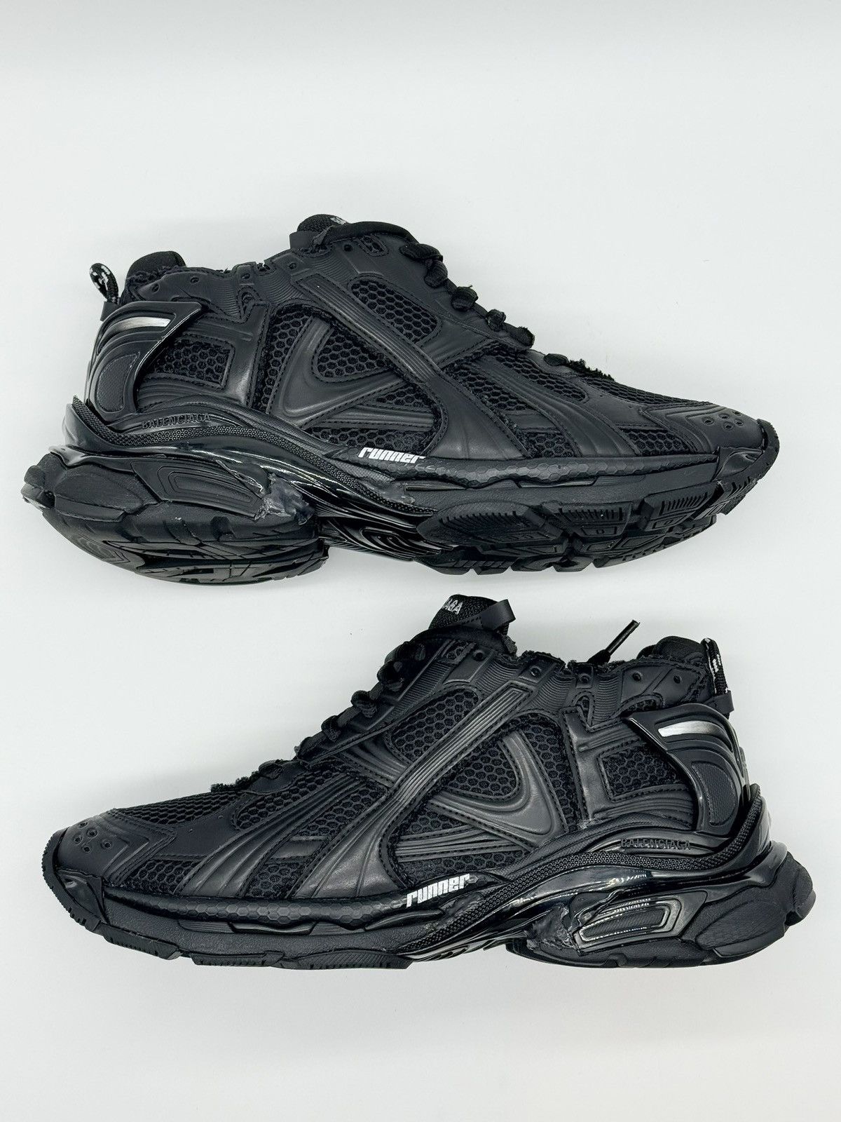 Balenciaga WORN TWICE - Size 11 Balenciaga Runner Sneaker Black Matte Size US 11 / EU 44 - 2 Thumbnail