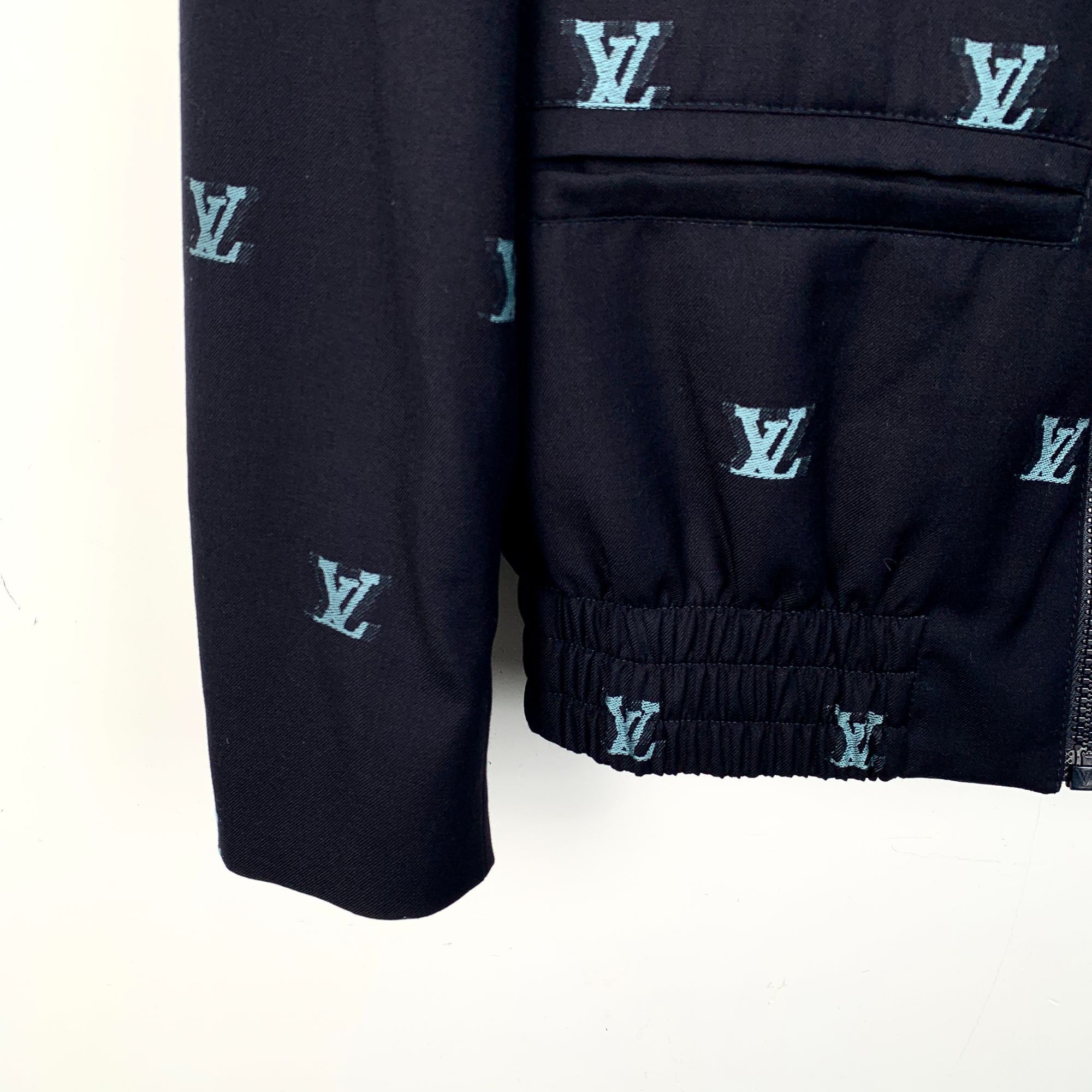 Louis Vuitton Louis Vuitton Dark Blue Logo Jacquard Wool-Cotton Jacket XS Size US XS / EU 42 / 0 - 6 Thumbnail